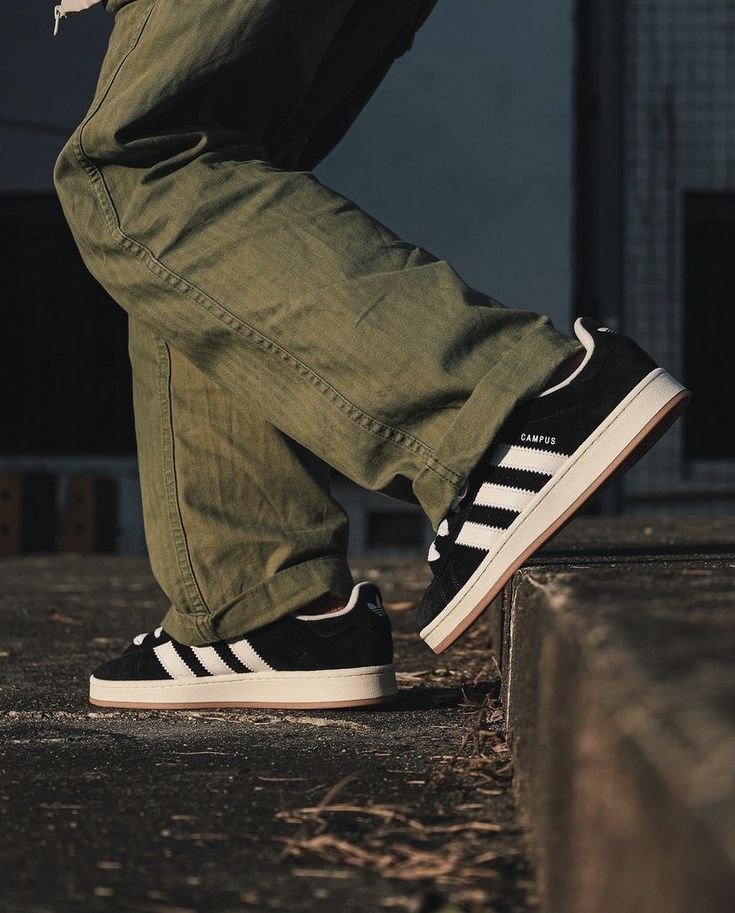 adidas gazelle silver green womens Adidas Campus 00s Black - HQ8708