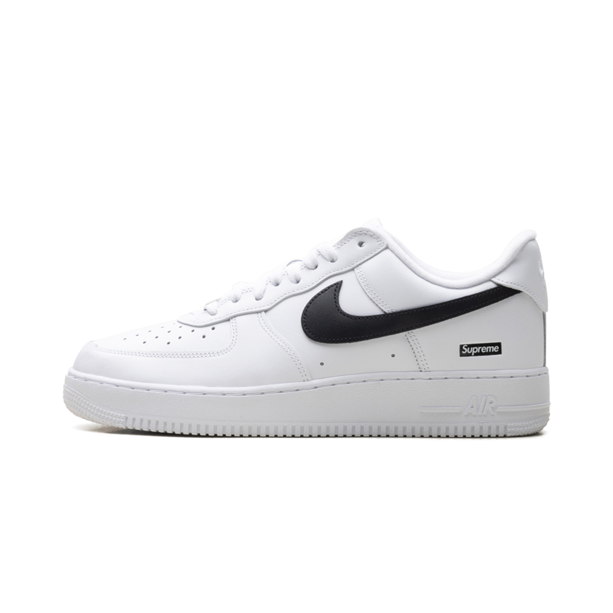 Air Force 1 Low Supreme - White and Black