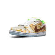 Nike SB Dunk Low - Street Hawker