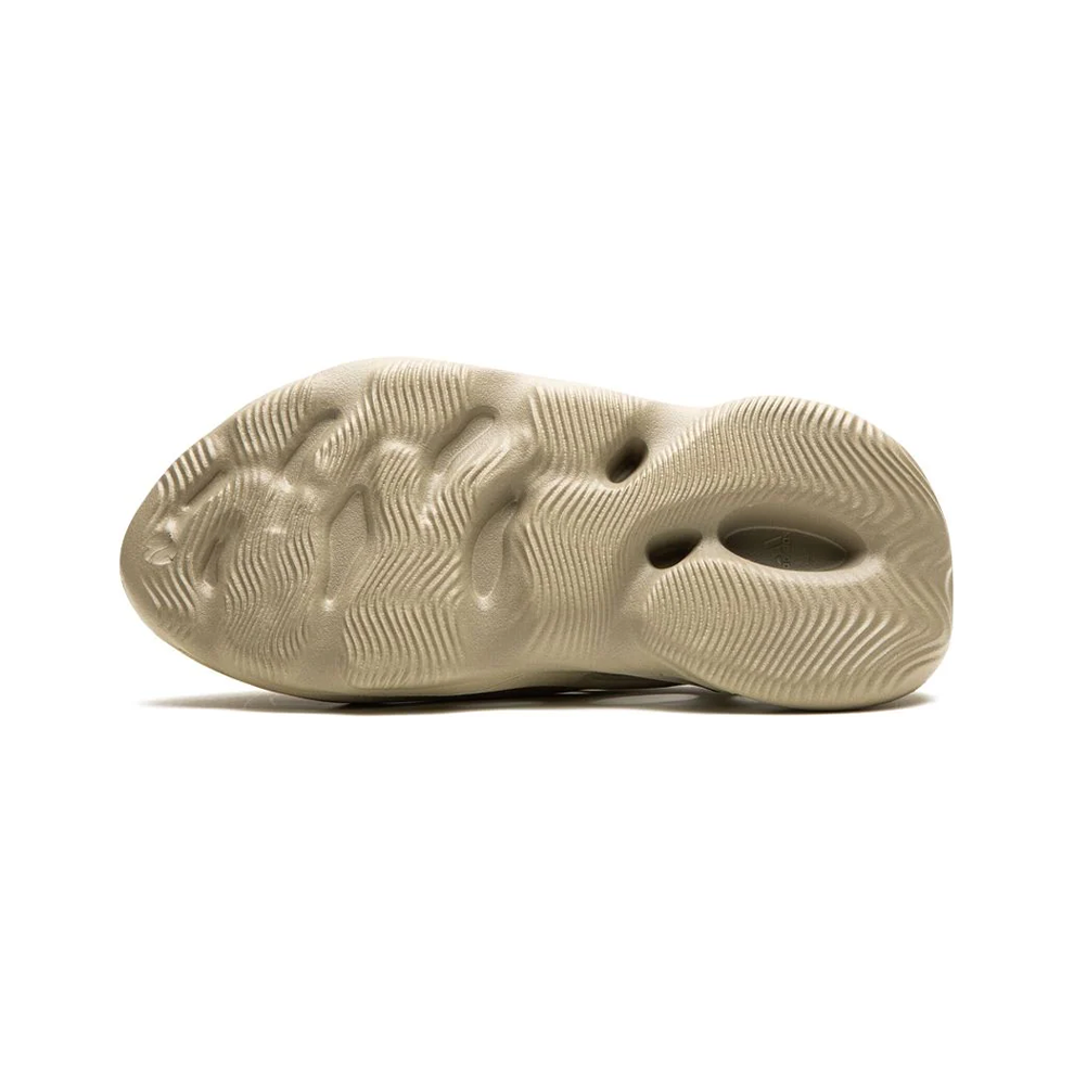 Yeezy Foam RNR - Stone Salt